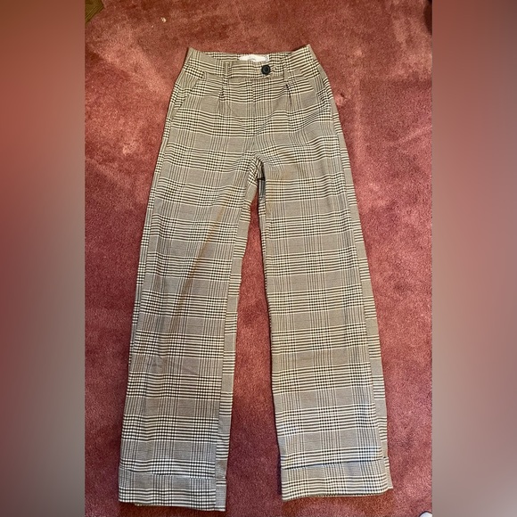 Bershka Pants - Bershka trousers